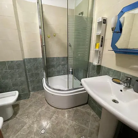 Jo-al, Delijorgji * Tirana